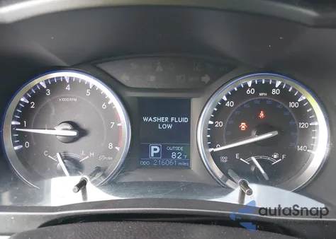 2016 Toyota Highlander Le/Le Plus z USA, uszkodzony, nr VIN 5TDBKRFH2GS279608